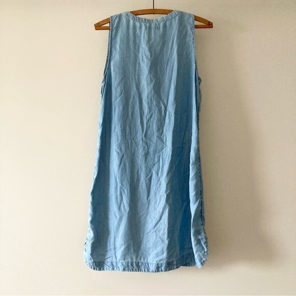 Crown and Ivy Chambray Dress 6 - Picture 3 of 4